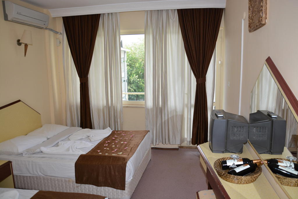 Grand Sevgi Hotel Pamukkale Room photo
